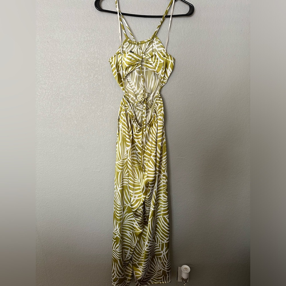 Jumpsuit - Picture 4 of 4